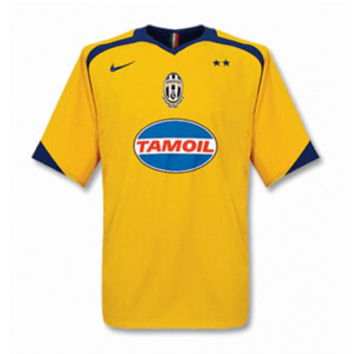 Juventus Retro Third Shirt 2005/06