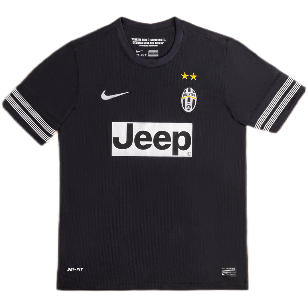 Retro Juventus Away Shirt 2012/13
